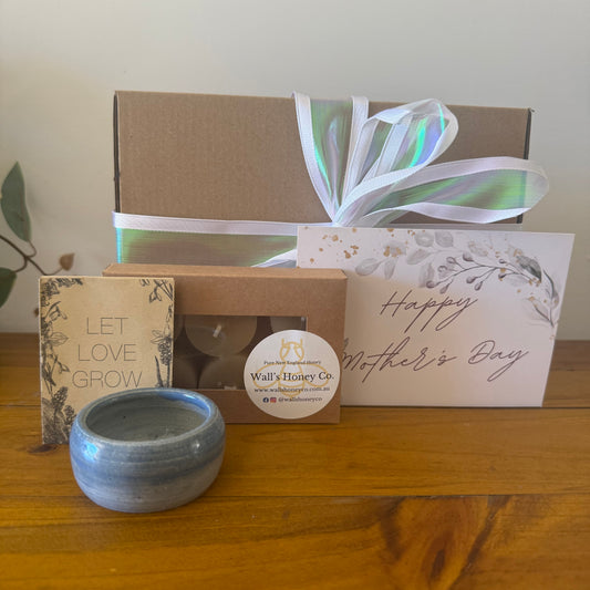 Mothers Day “Skye” Pottery Pottery Tea Light Candle & Seed Gift Box
