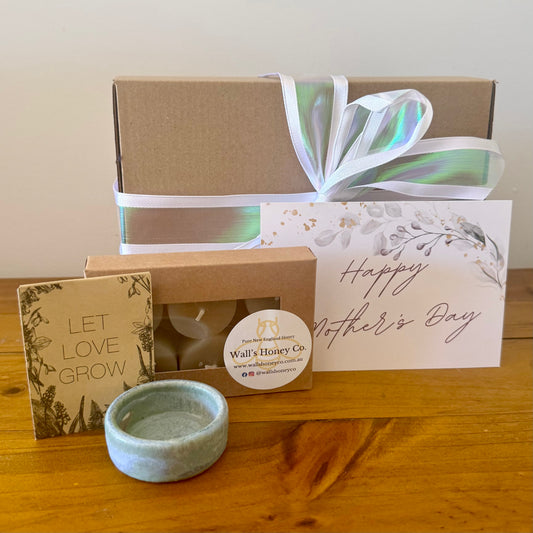 Mothers Day “Jade” Pottery Pottery Tea Light Candle & Seed Gift Box