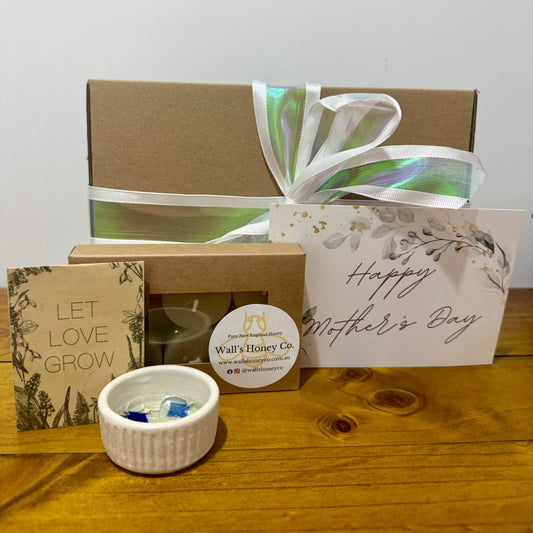 Mothers Day “Eira” Pottery Pottery Tea Light Candle & Seed Gift Box