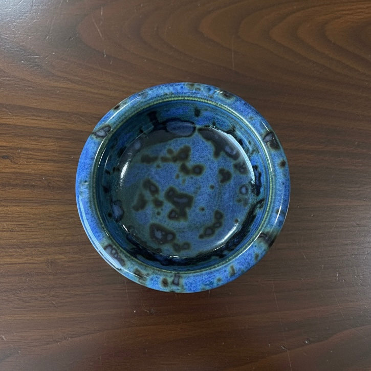 “Arabella” Pottery Tall Tea Light Beeswax Candle Holder and Pack of 6 candles