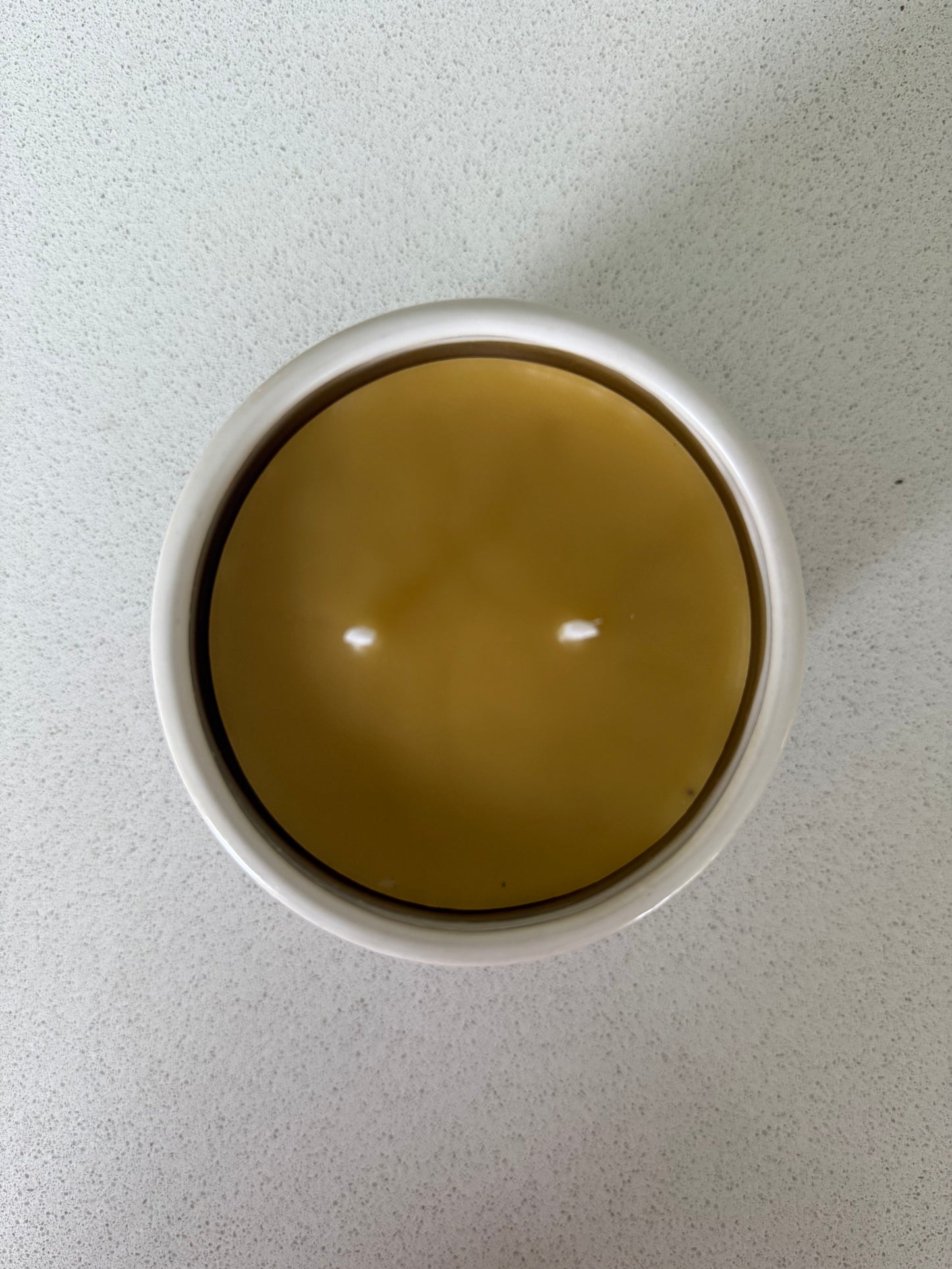 “Spotty Bleu” pure beeswax candle in local pottery