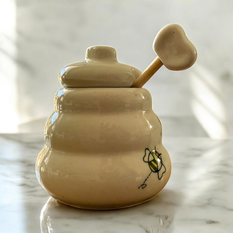 Honey Pot with Dipper