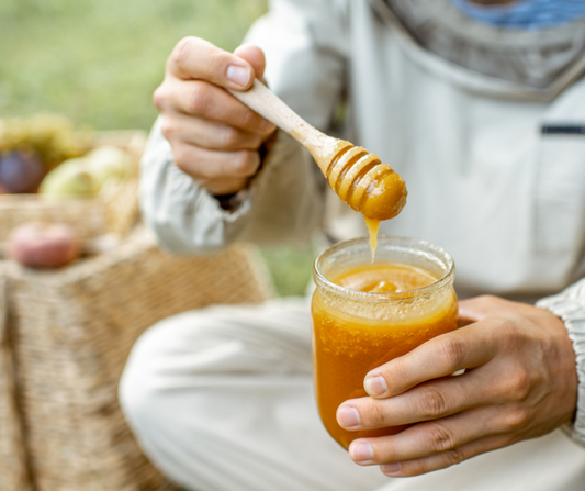 How to De-Crystalise Honey