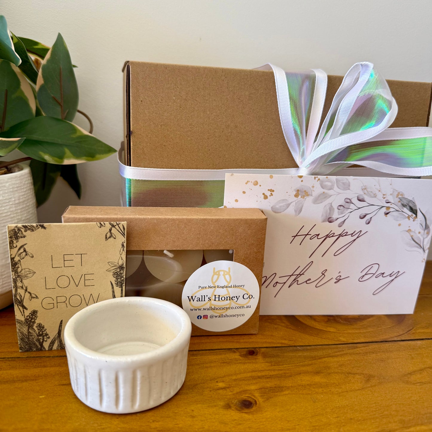 Mothers Day “Lark” Pottery Pottery Tea Light Candle & Seed Gift Box