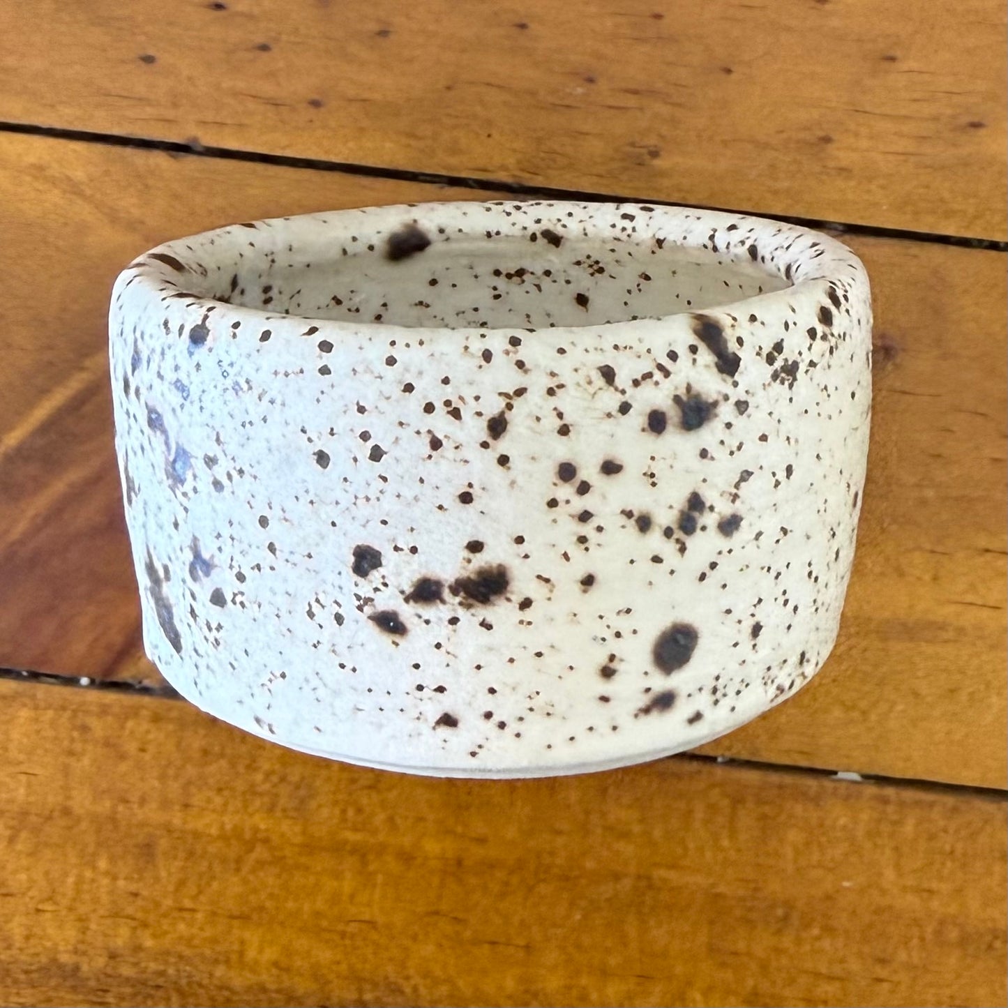 “Olive” Pottery Tall Tea Light Beeswax Candle Holder and Pack of 6 candles