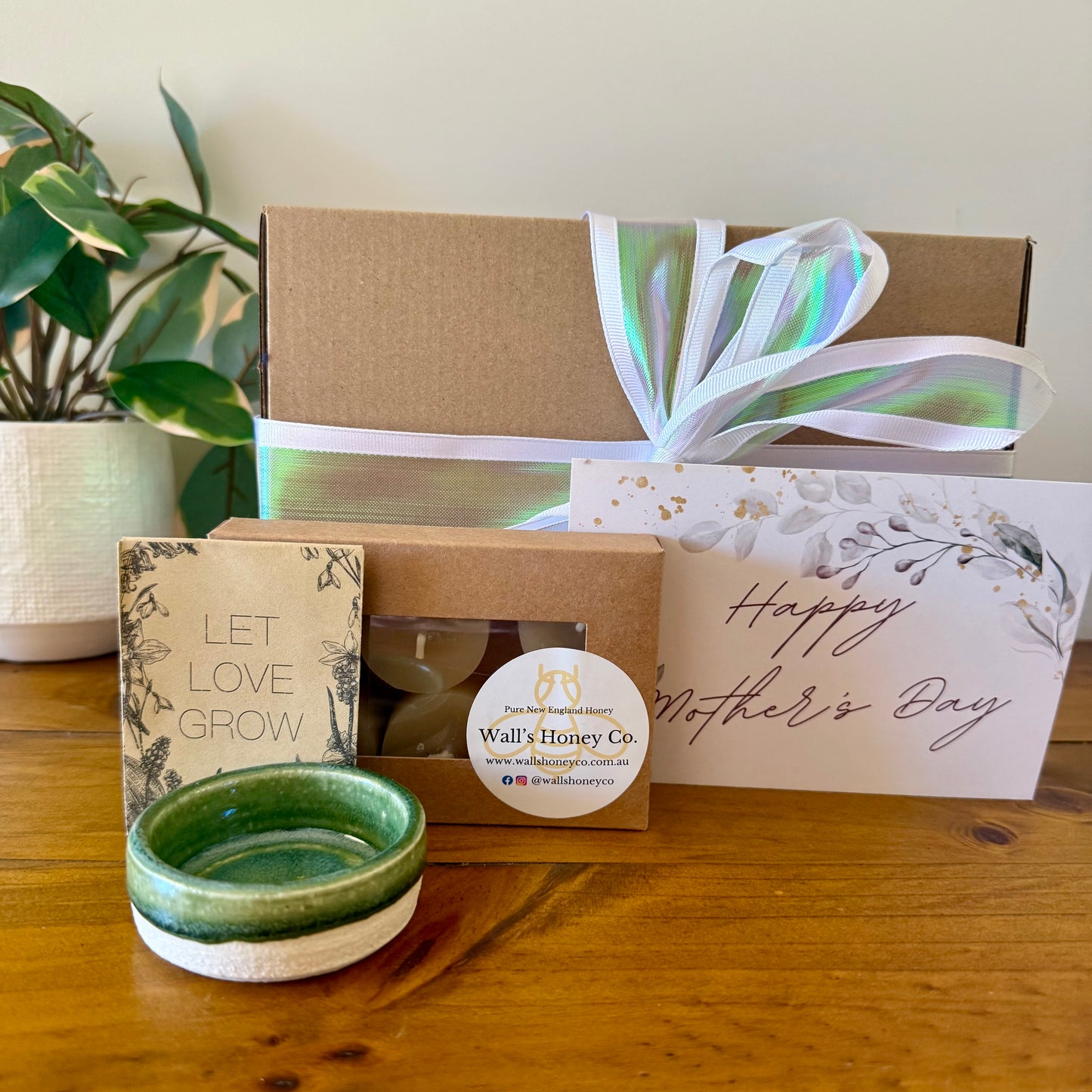 Mothers Day “River” Pottery Pottery Tea Light Candle & Seed Gift Box