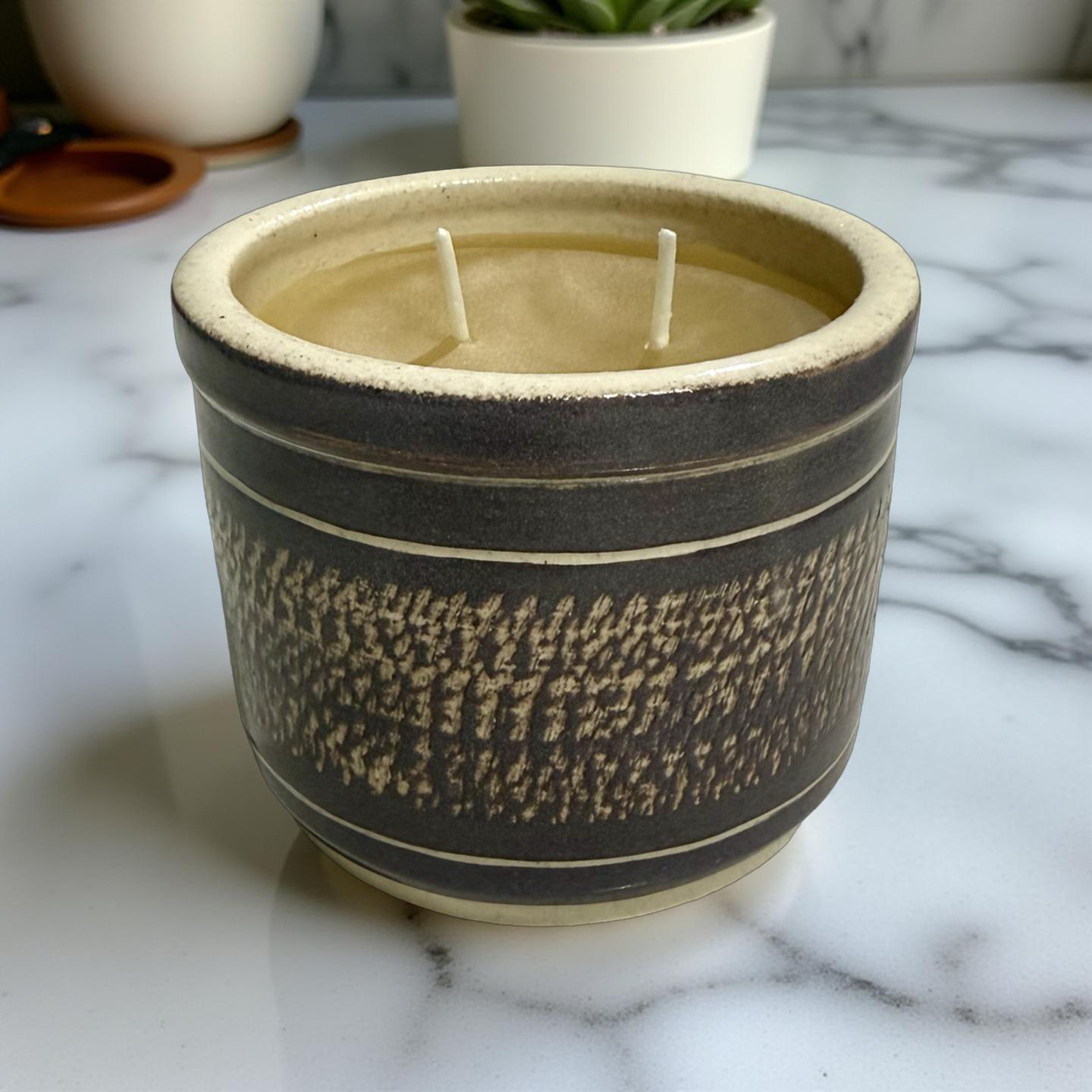 “Max” pure beeswax candle in local pottery