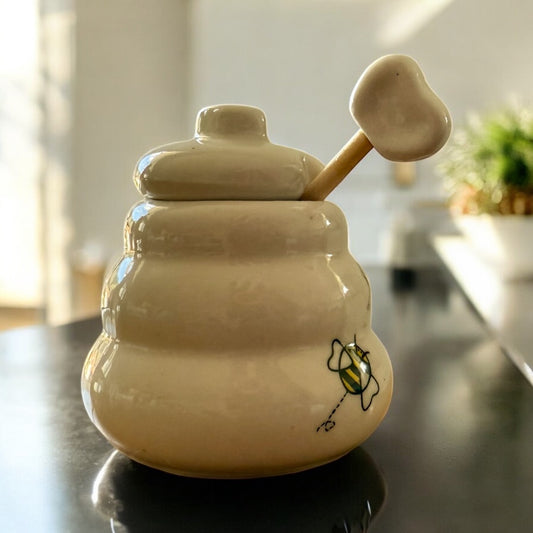Honey Pot with Dipper
