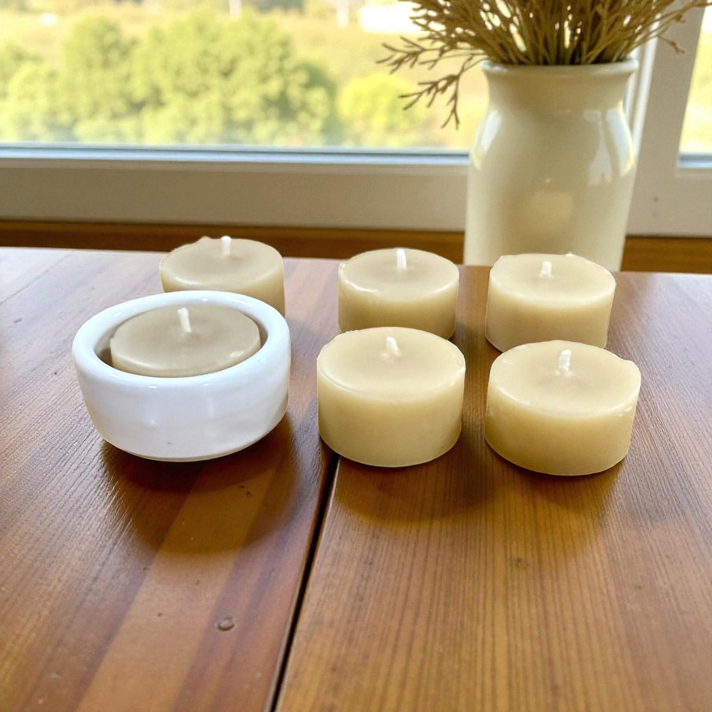“Rosa Blanca” Pottery Tall Tea Light Beeswax Candle Holder and Pack of 6 candles