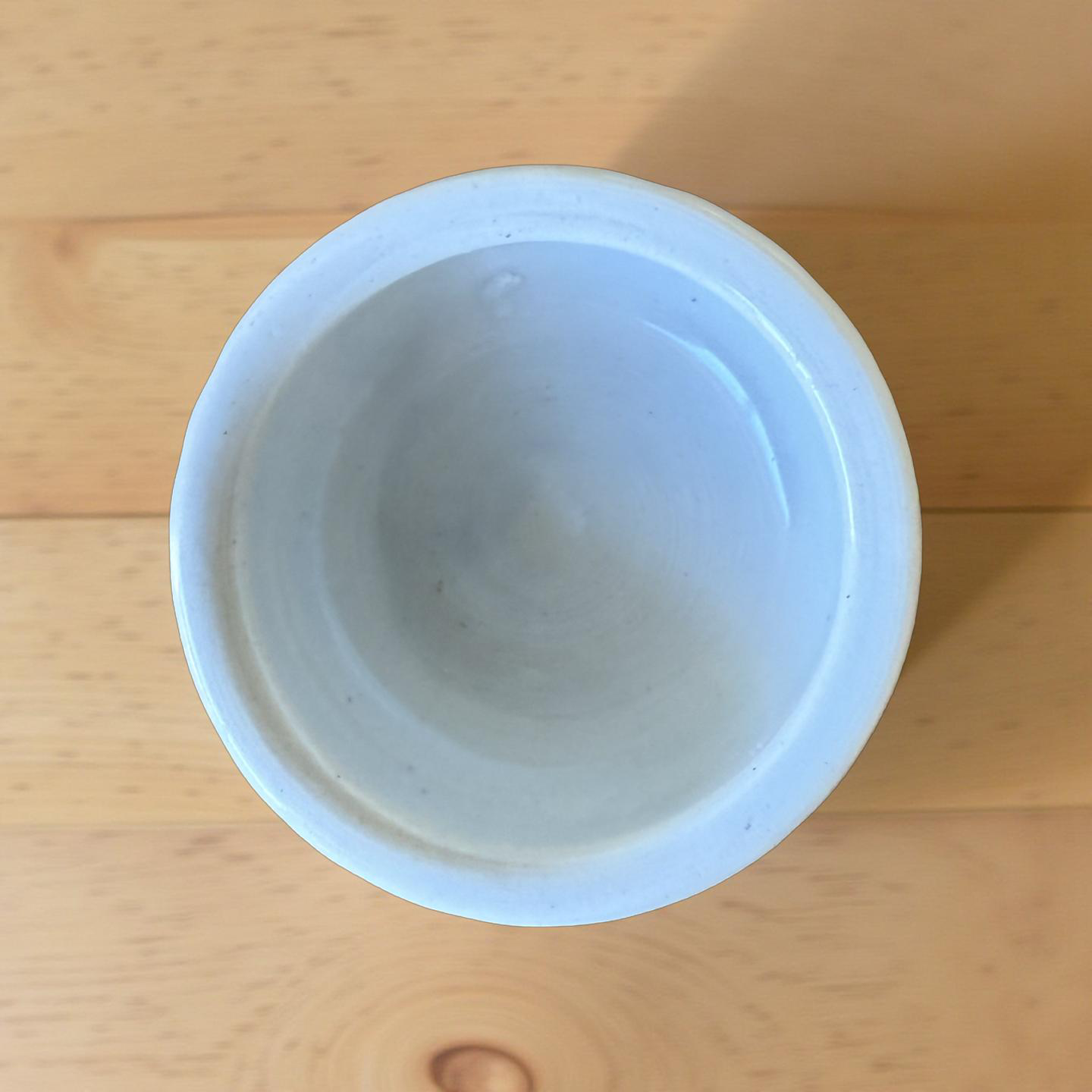 “Iris” Pottery Tall Tea Light Beeswax Candle Holder and Pack of 6 candles